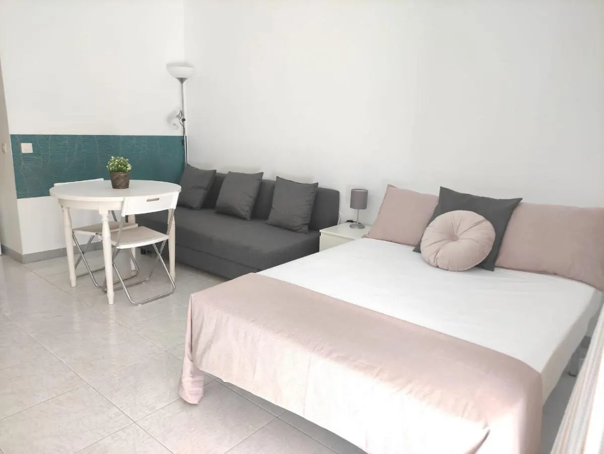 Triana Sweet 0*, Sevilla Spanje